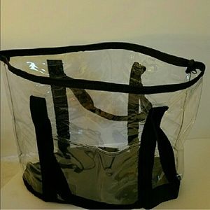 Plastic tote
